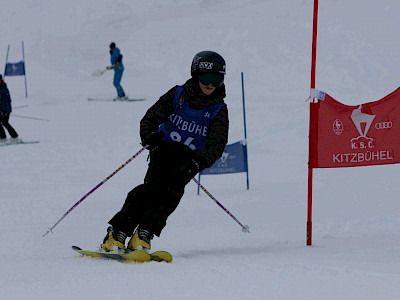 Ein Tag voller Überraschungen - Kitzbüheler Schulskitag - es darf gratuliert werden!