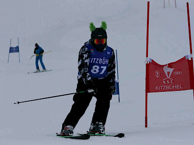 Ein Tag voller Überraschungen - Kitzbüheler Schulskitag - es darf gratuliert werden!