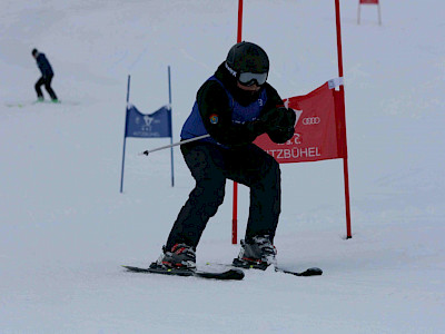 Ein Tag voller Überraschungen - Kitzbüheler Schulskitag - es darf gratuliert werden!