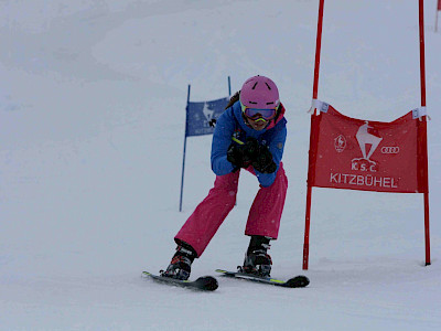 Ein Tag voller Überraschungen - Kitzbüheler Schulskitag - es darf gratuliert werden!