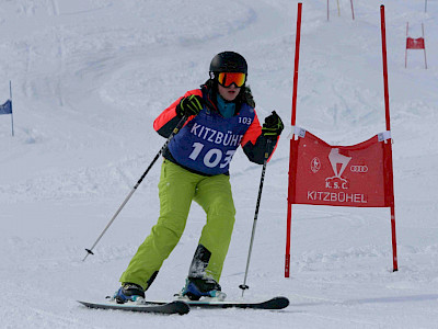 Ein Tag voller Überraschungen - Kitzbüheler Schulskitag - es darf gratuliert werden!