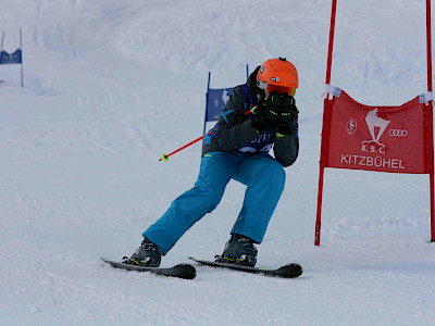 Ein Tag voller Überraschungen - Kitzbüheler Schulskitag - es darf gratuliert werden!