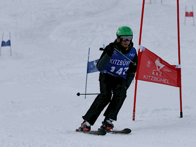 Ein Tag voller Überraschungen - Kitzbüheler Schulskitag - es darf gratuliert werden!