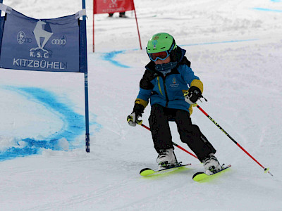 Ein Tag voller Überraschungen - Kitzbüheler Schulskitag - es darf gratuliert werden!