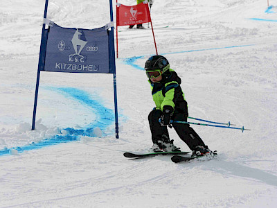 Ein Tag voller Überraschungen - Kitzbüheler Schulskitag - es darf gratuliert werden!