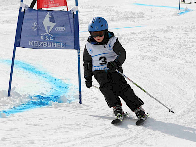 Ein Tag voller Überraschungen - Kitzbüheler Schulskitag - es darf gratuliert werden!