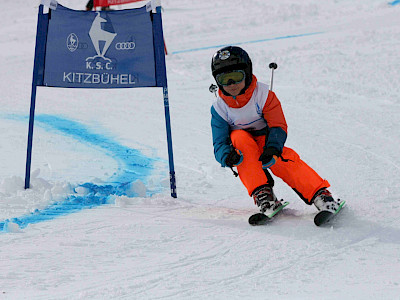 Ein Tag voller Überraschungen - Kitzbüheler Schulskitag - es darf gratuliert werden!