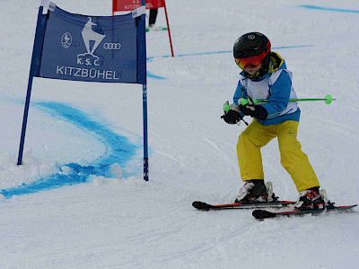 Ein Tag voller Überraschungen - Kitzbüheler Schulskitag - es darf gratuliert werden!