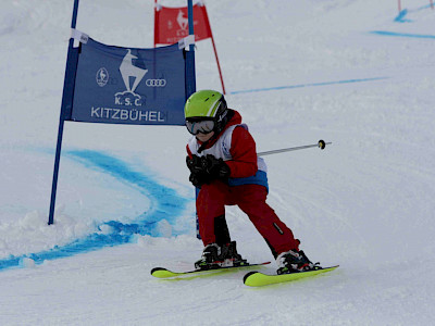 Ein Tag voller Überraschungen - Kitzbüheler Schulskitag - es darf gratuliert werden!