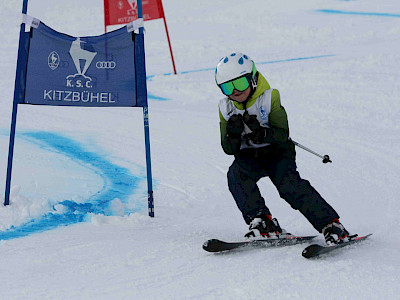 Ein Tag voller Überraschungen - Kitzbüheler Schulskitag - es darf gratuliert werden!