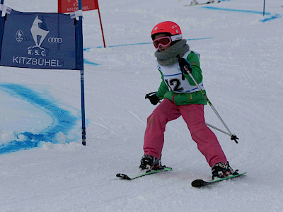 Ein Tag voller Überraschungen - Kitzbüheler Schulskitag - es darf gratuliert werden!