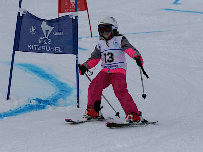 Ein Tag voller Überraschungen - Kitzbüheler Schulskitag - es darf gratuliert werden!