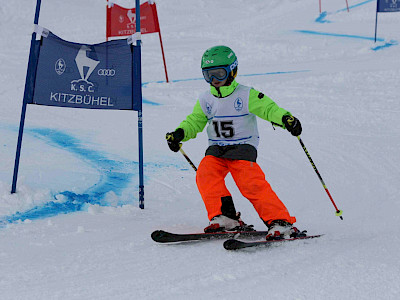 Ein Tag voller Überraschungen - Kitzbüheler Schulskitag - es darf gratuliert werden!