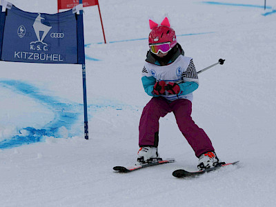 Ein Tag voller Überraschungen - Kitzbüheler Schulskitag - es darf gratuliert werden!