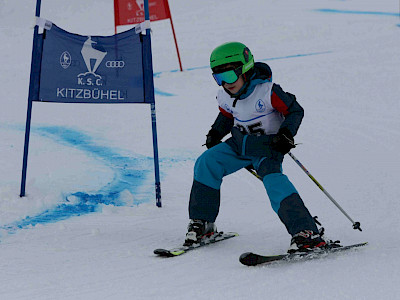 Ein Tag voller Überraschungen - Kitzbüheler Schulskitag - es darf gratuliert werden!