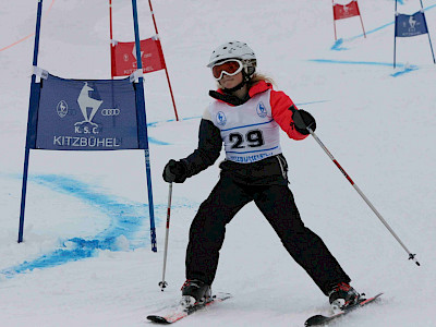 Ein Tag voller Überraschungen - Kitzbüheler Schulskitag - es darf gratuliert werden!