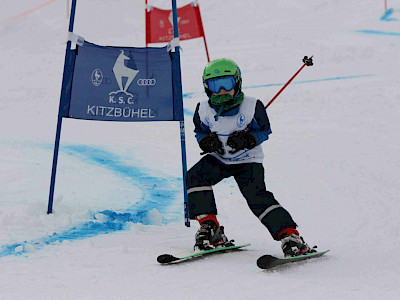 Ein Tag voller Überraschungen - Kitzbüheler Schulskitag - es darf gratuliert werden!