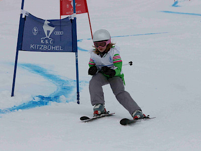 Ein Tag voller Überraschungen - Kitzbüheler Schulskitag - es darf gratuliert werden!