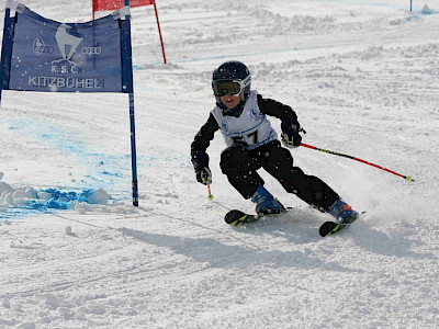 Ein Tag voller Überraschungen - Kitzbüheler Schulskitag - es darf gratuliert werden!