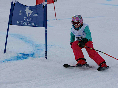 Ein Tag voller Überraschungen - Kitzbüheler Schulskitag - es darf gratuliert werden!