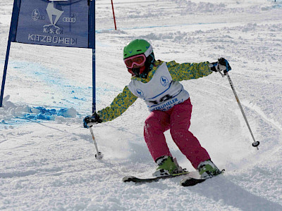 Ein Tag voller Überraschungen - Kitzbüheler Schulskitag - es darf gratuliert werden!