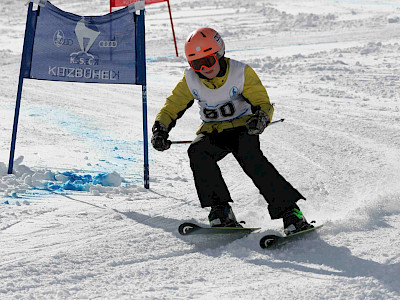 Ein Tag voller Überraschungen - Kitzbüheler Schulskitag - es darf gratuliert werden!