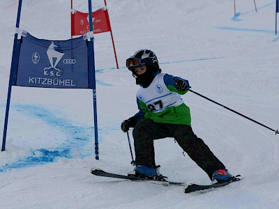 Ein Tag voller Überraschungen - Kitzbüheler Schulskitag - es darf gratuliert werden!