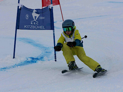 Ein Tag voller Überraschungen - Kitzbüheler Schulskitag - es darf gratuliert werden!