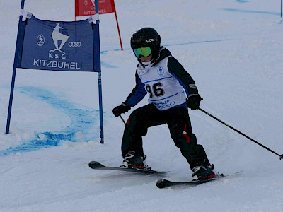 Ein Tag voller Überraschungen - Kitzbüheler Schulskitag - es darf gratuliert werden!