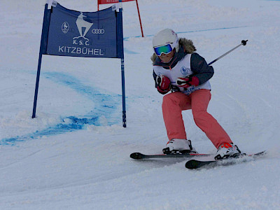 Ein Tag voller Überraschungen - Kitzbüheler Schulskitag - es darf gratuliert werden!