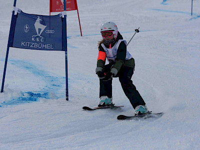 Ein Tag voller Überraschungen - Kitzbüheler Schulskitag - es darf gratuliert werden!