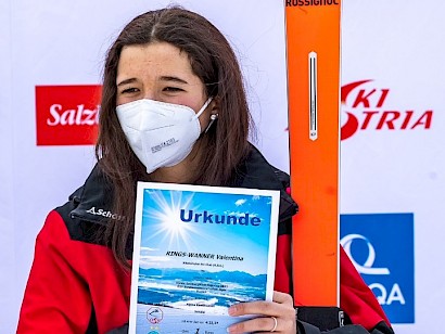 Valentina holte bei ÖSV Schülermeisterschaften Meistertitel in Slalom, Riesenslalom und Kombination!