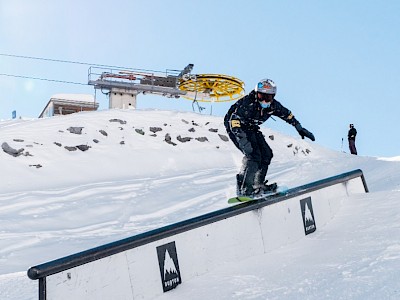 Freestyle Snowboard Team in Action