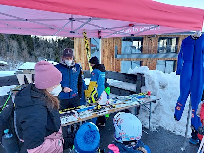 Zahlreiche Kinder wollten in Kitzbühel fliegen lernen