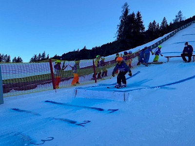 Zahlreiche Kinder wollten in Kitzbühel fliegen lernen