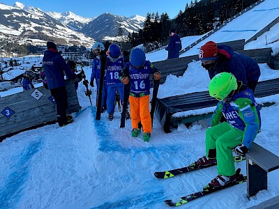 Zahlreiche Kinder wollten in Kitzbühel fliegen lernen