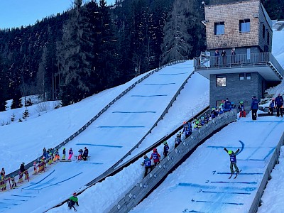 Zahlreiche Kinder wollten in Kitzbühel fliegen lernen