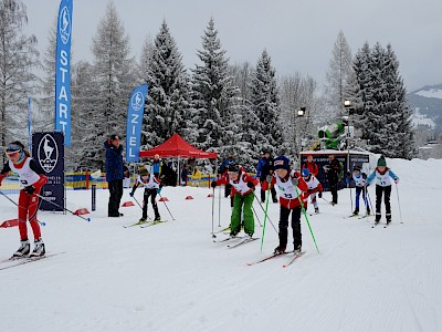 Eine Meisterschaft für die TIROLER KOMBINIERER & SKISPRINGER