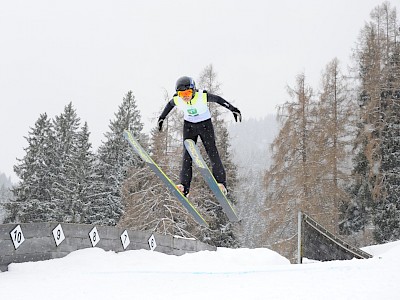 Eine Meisterschaft für die TIROLER KOMBINIERER & SKISPRINGER