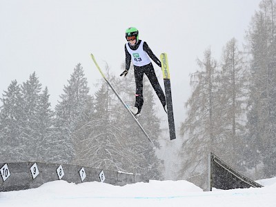 Eine Meisterschaft für die TIROLER KOMBINIERER & SKISPRINGER