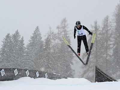 Eine Meisterschaft für die TIROLER KOMBINIERER & SKISPRINGER