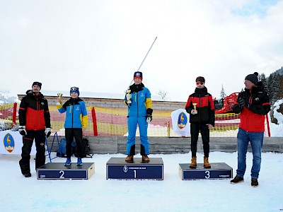 Eine Meisterschaft für die TIROLER KOMBINIERER & SKISPRINGER