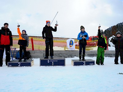 Eine Meisterschaft für die TIROLER KOMBINIERER & SKISPRINGER