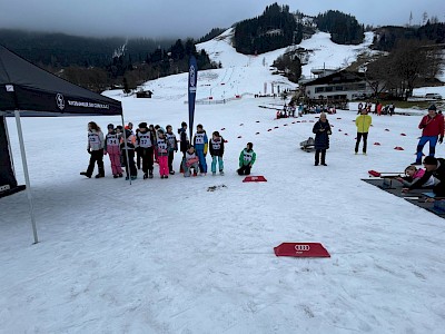 Ein Highlight in Kitzbühel – Der Grosse Kitzbüheler Schulskitag