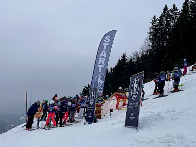 Ein Highlight in Kitzbühel – Der Grosse Kitzbüheler Schulskitag