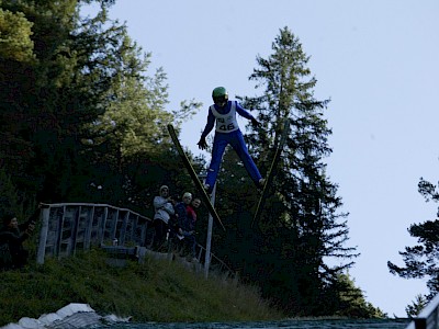 Erfolgreicher TSV-Cup unserer Springer und Kombinierer in Absam!