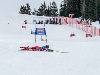 Strahlende Sieger im Sonnenschein