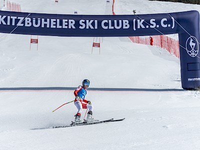 Strahlende Sieger im Sonnenschein