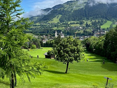 KSC GOLF OPEN - Sportlich mit Aprilwetter Ende Mai