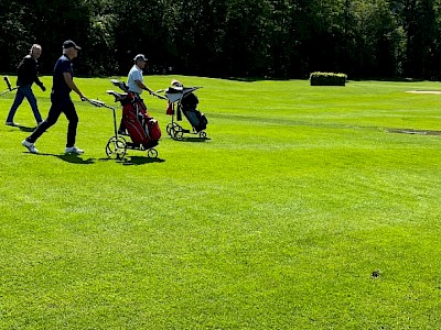 KSC GOLF OPEN - Sportlich mit Aprilwetter Ende Mai